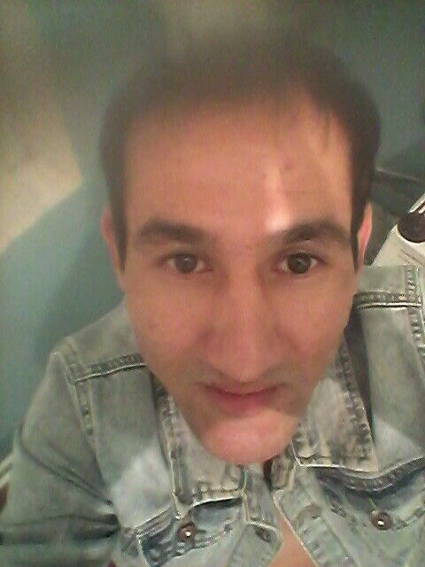  22036928  Ruslan, 38 ,    
