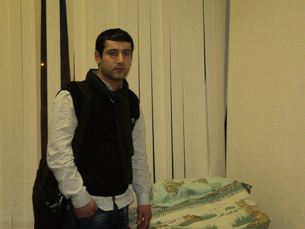  5519308  Paata, 43 ,    