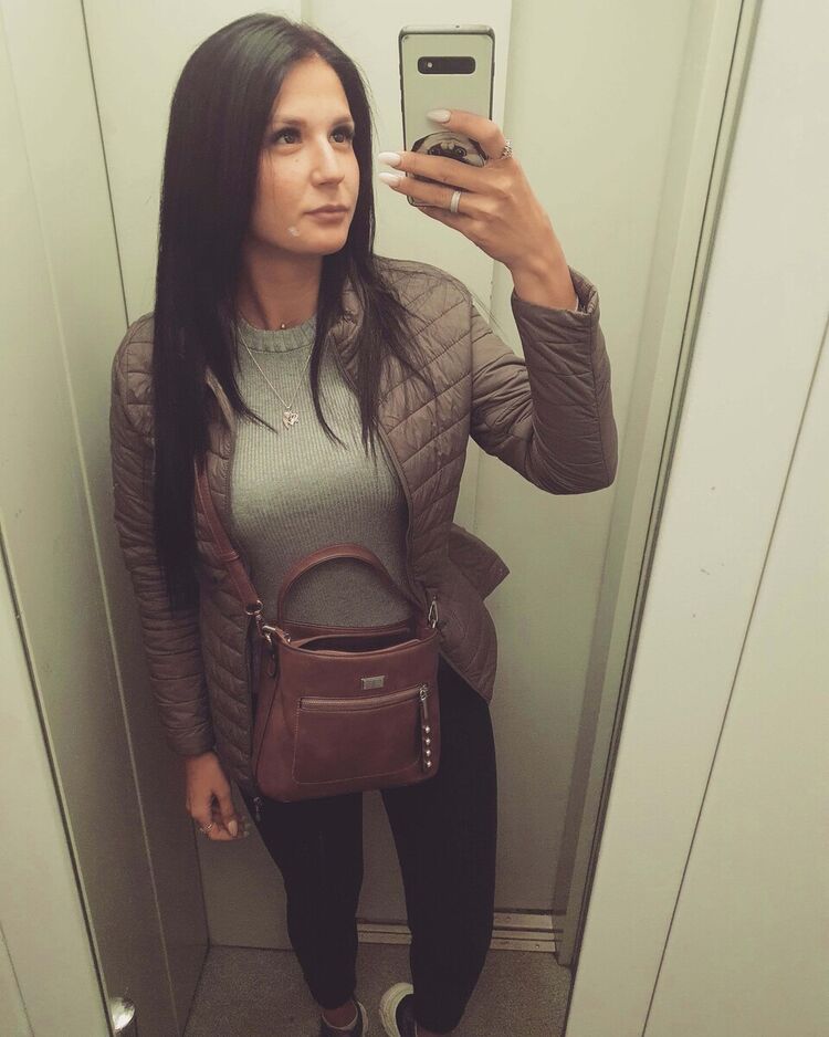 ���� 21138328 ������� �����, 32 ����, ���� ���������� � �����-����������