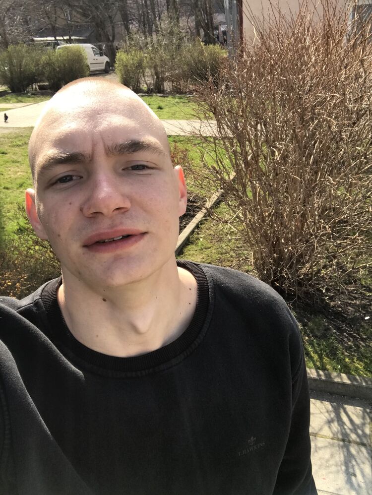  34402288  , 22 ,    