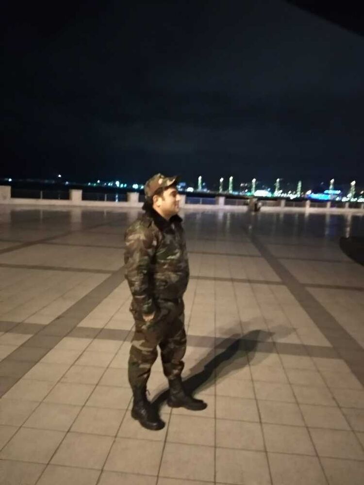 ,   Ali, 40 ,   ,   , c 