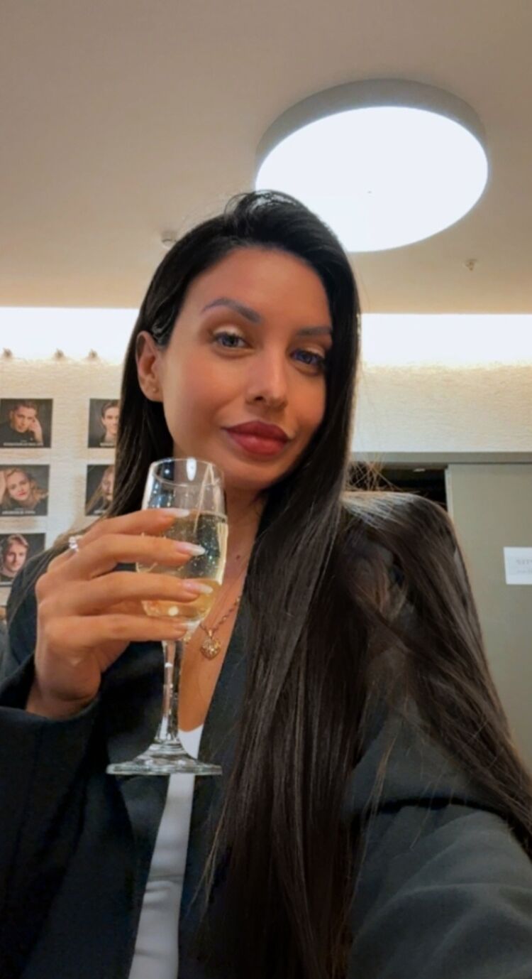  ,   , 29 ,   