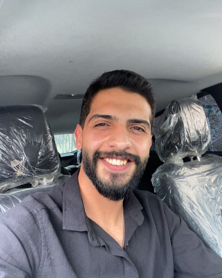  54007278  Mishal, 22 ,    