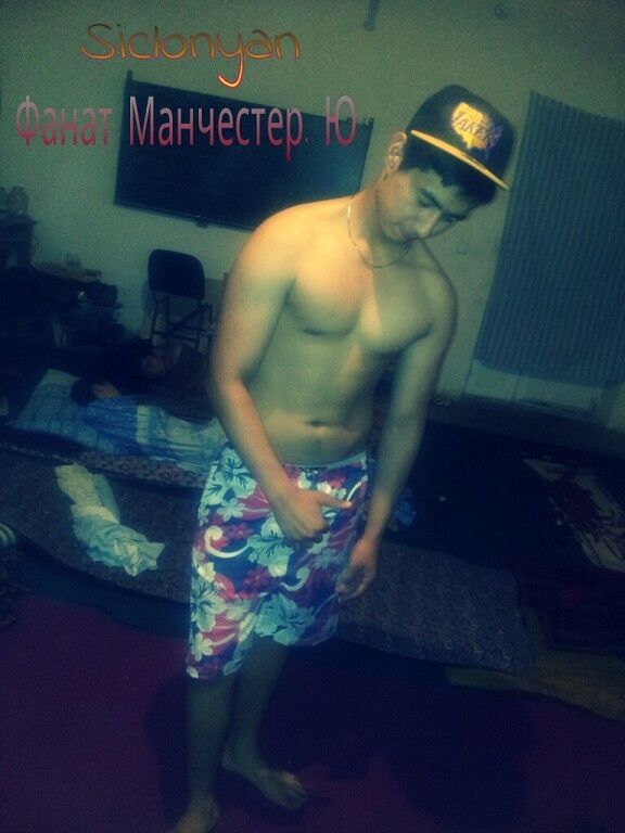  4699138  Bexruz, 31 ,    