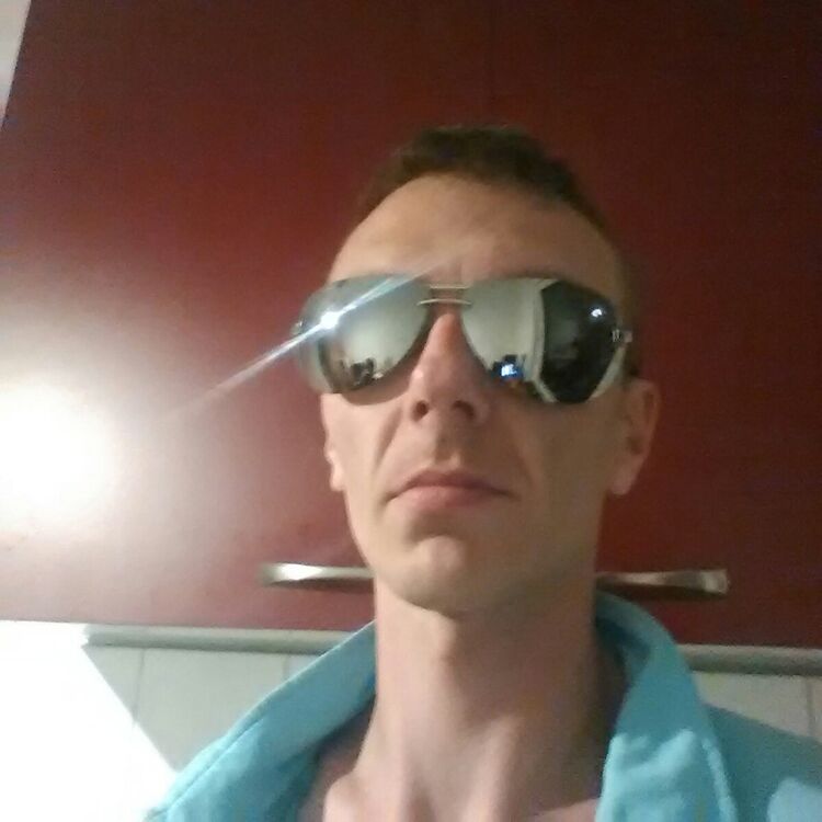  Giessen,   , 39 ,   ,   , c 
