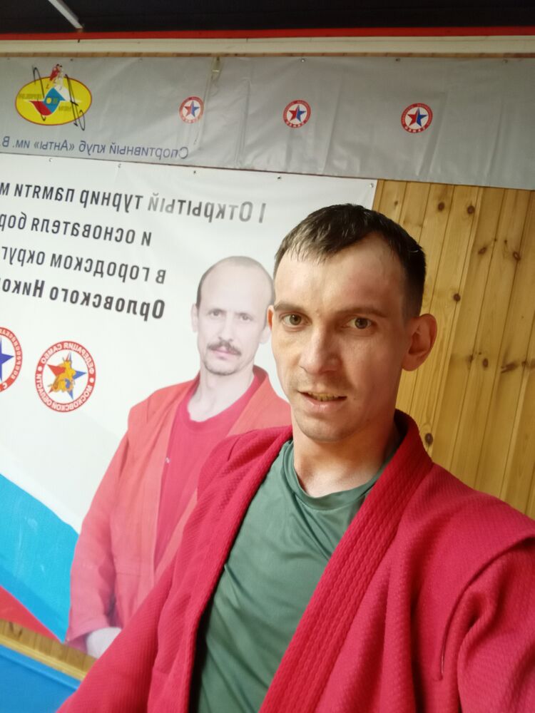  41040818  , 32 ,    