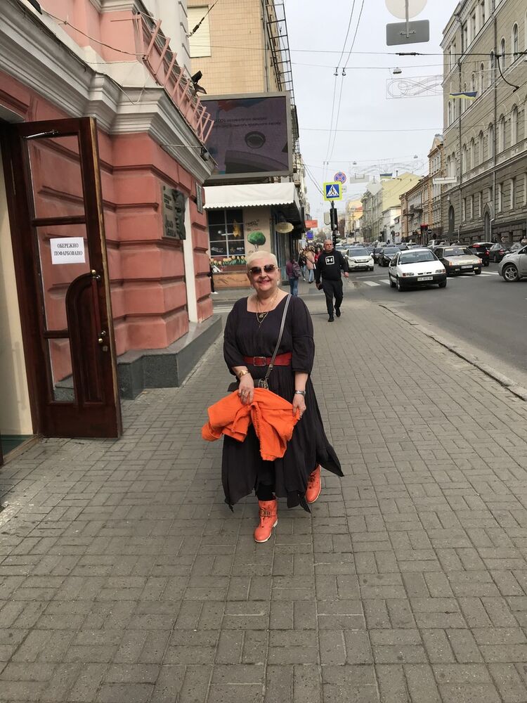  18075838  , 56 ,    