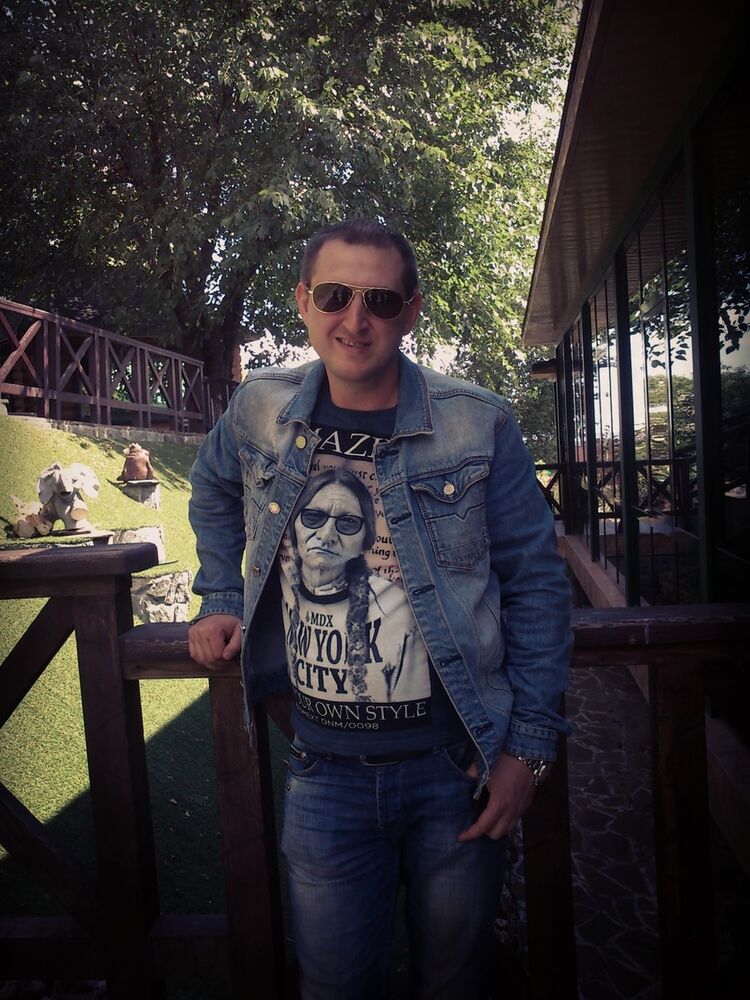  ,   Egoiste, 46 ,   ,   , c 