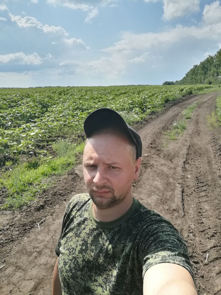  41549338  , 28 ,    