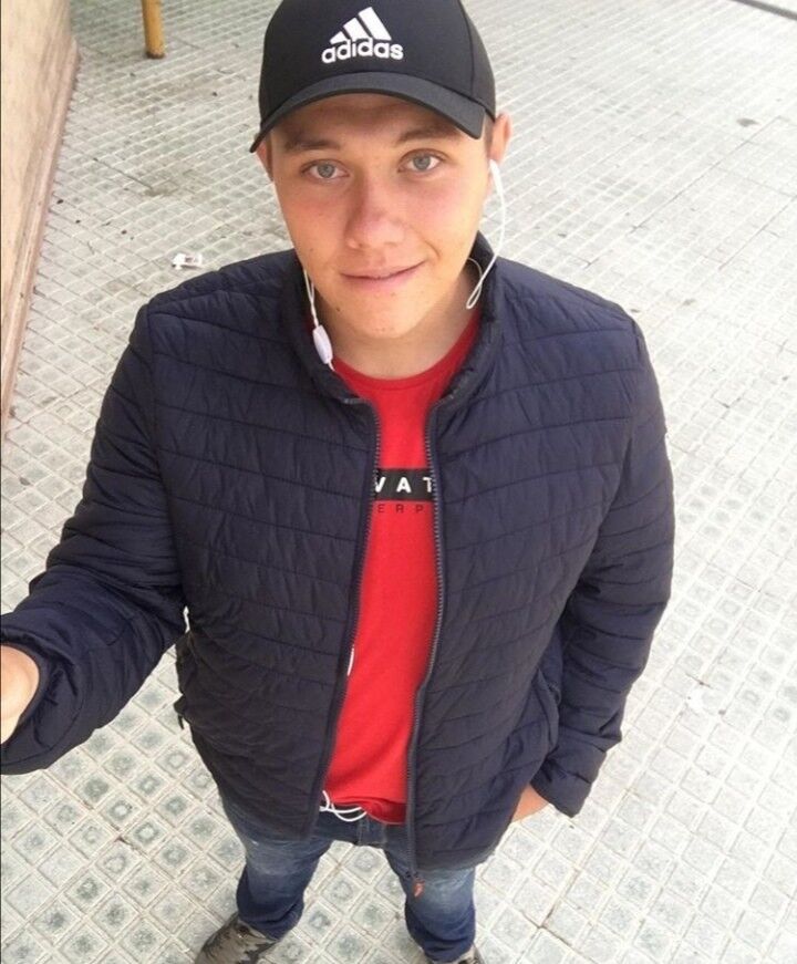  18514278  Yuriy, 25 ,    