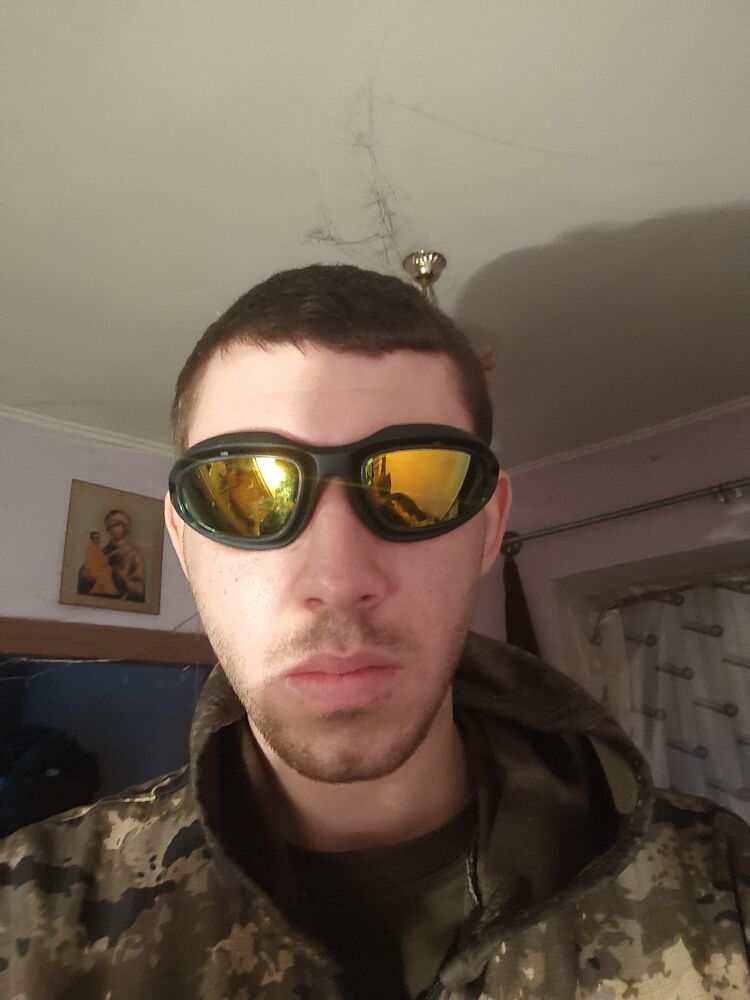  48524028  , 26 ,    