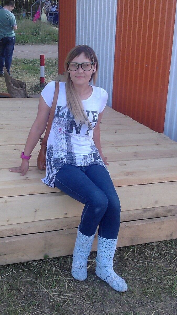  ,   Anastasia, 40 ,   ,   , c 