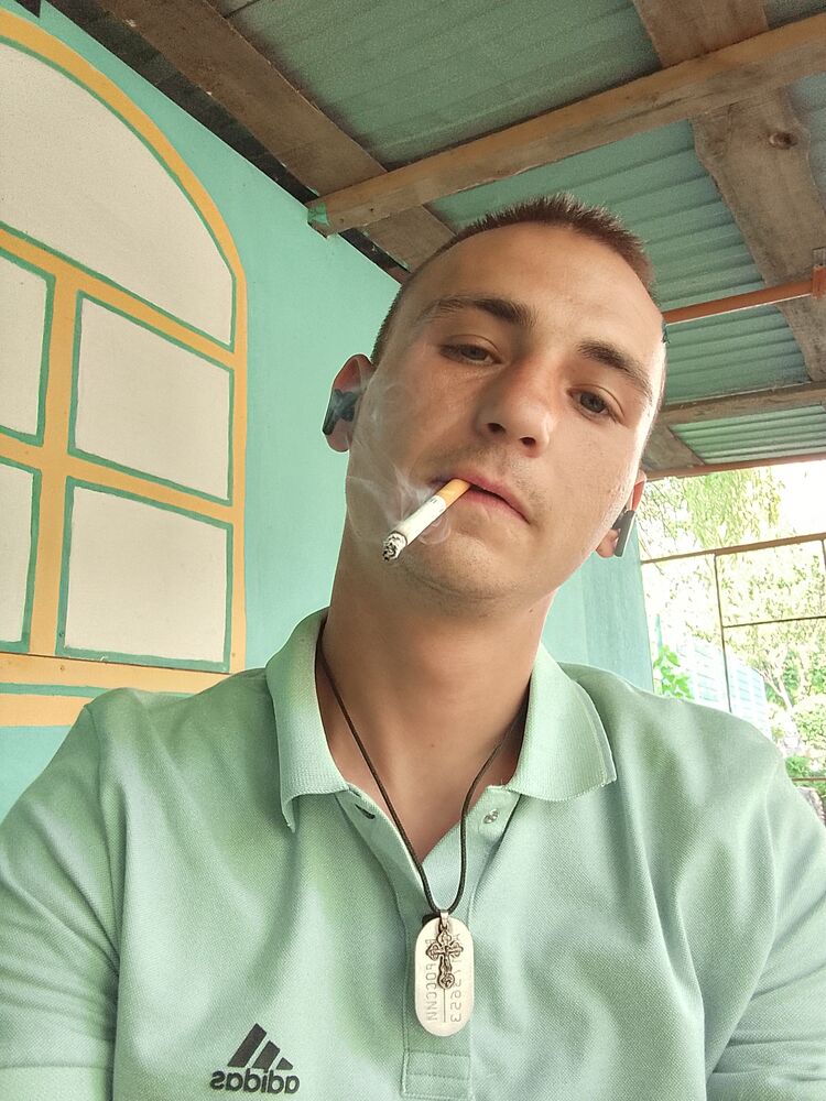 37160468  , 27 ,    