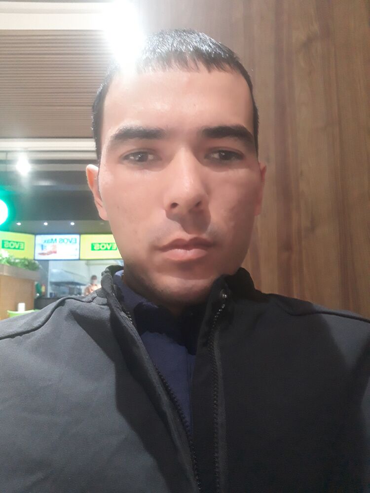  31694368  Mansur, 33 ,    