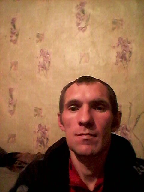  ,   Denis, 37 ,   ,   , c 