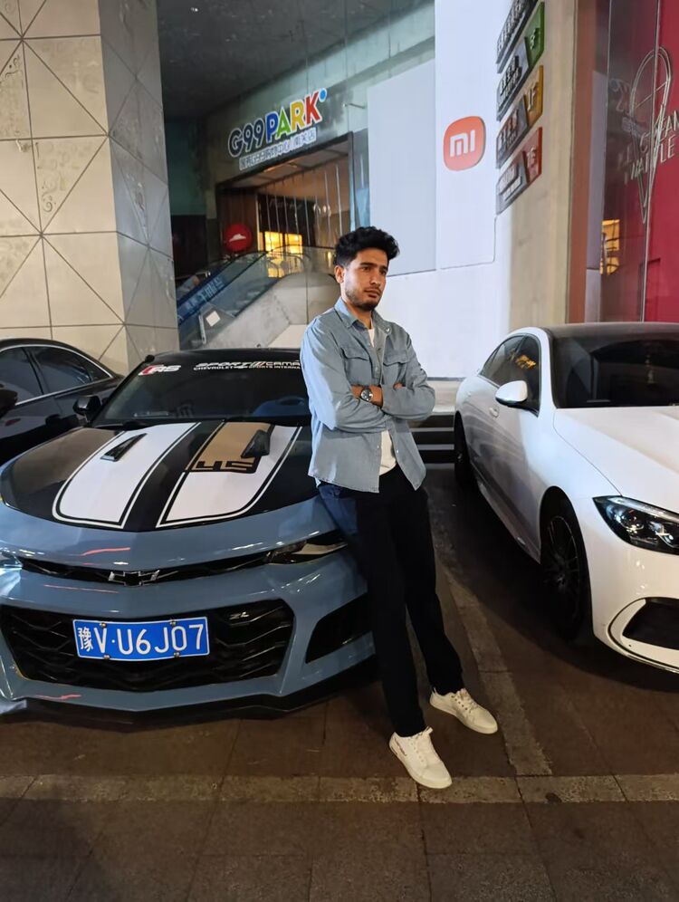  ,   Ybrayym, 24 ,   ,   
