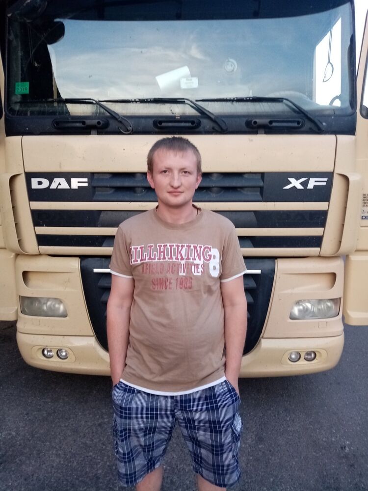  ,   Dzmitry, 30 ,   ,   , c 
