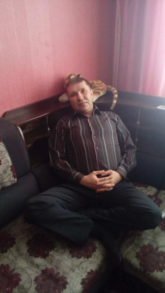  22585278  SeRgUnY, 46 ,    