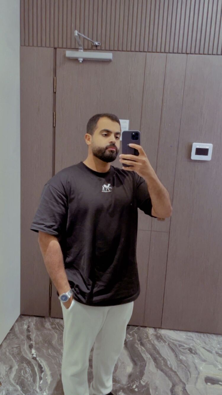  42990238  Sultan, 30 ,    