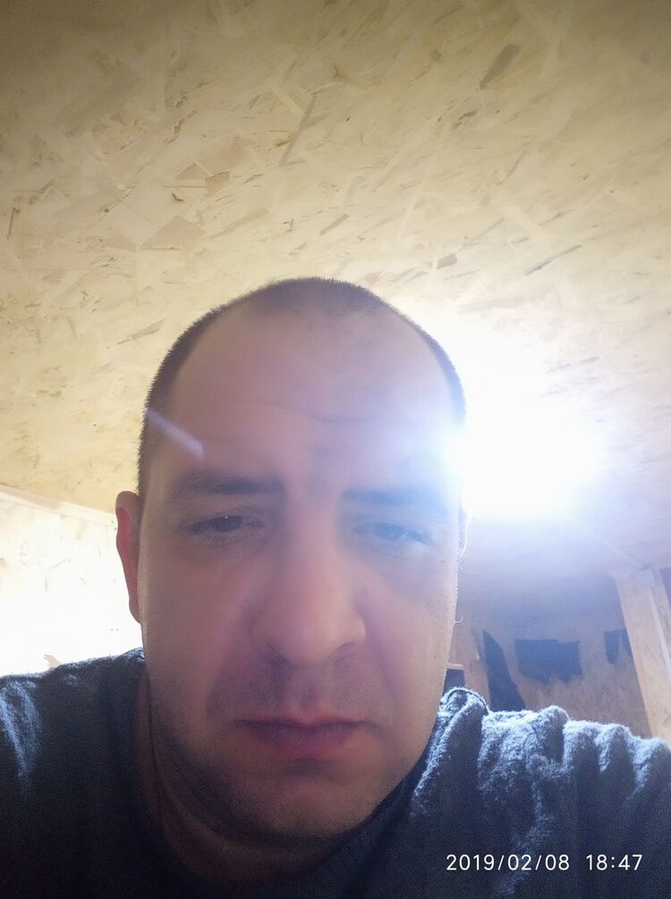  15067978  , 42 ,    