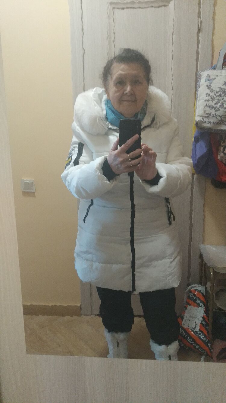 ���������� ������, ���� ������� Emili, 62 ����, ������������ ��� c�������� ���������, ���������