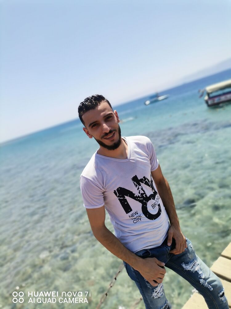  ,   Hamza ahmadh, 27 ,   ,   