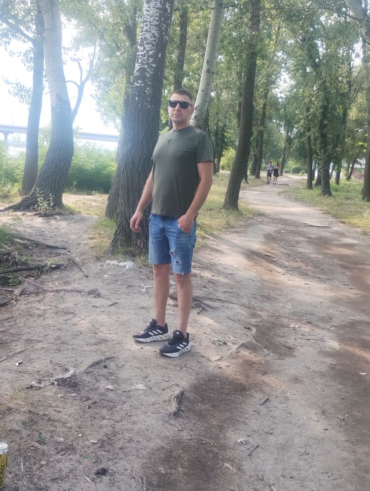  45217768  , 40 ,    