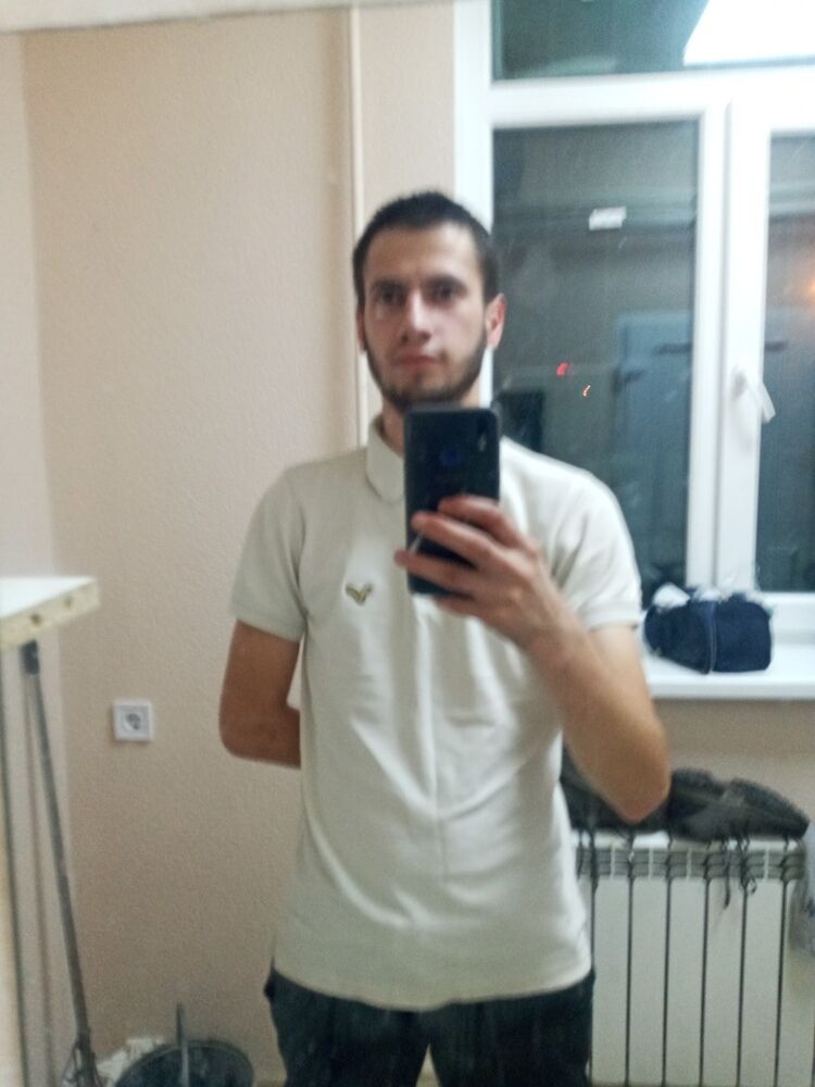  18776728  Dima, 28 ,    