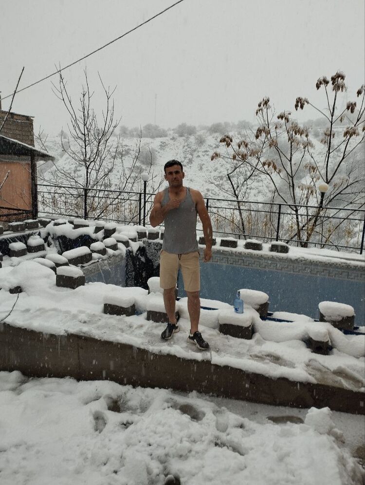  ,   Ali, 31 ,   ,   