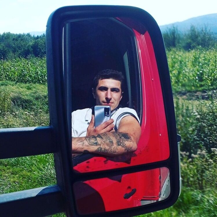  38187758  Serhii, 28 ,     