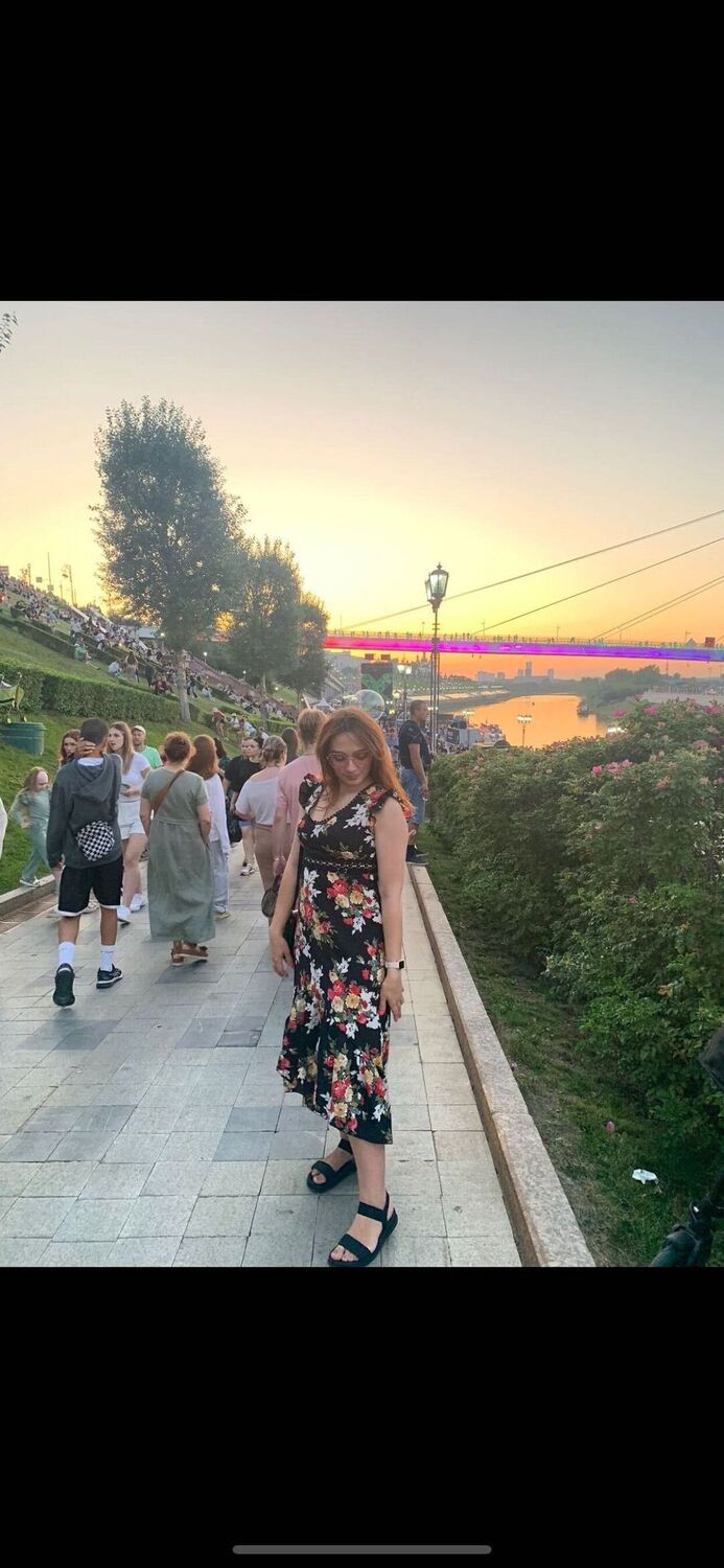  ,   Kate Rina, 27 ,  