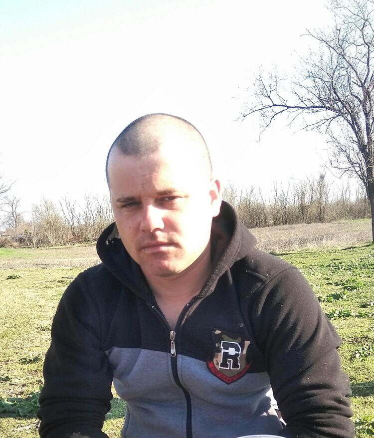  16026098  Vitaliy, 36 ,     