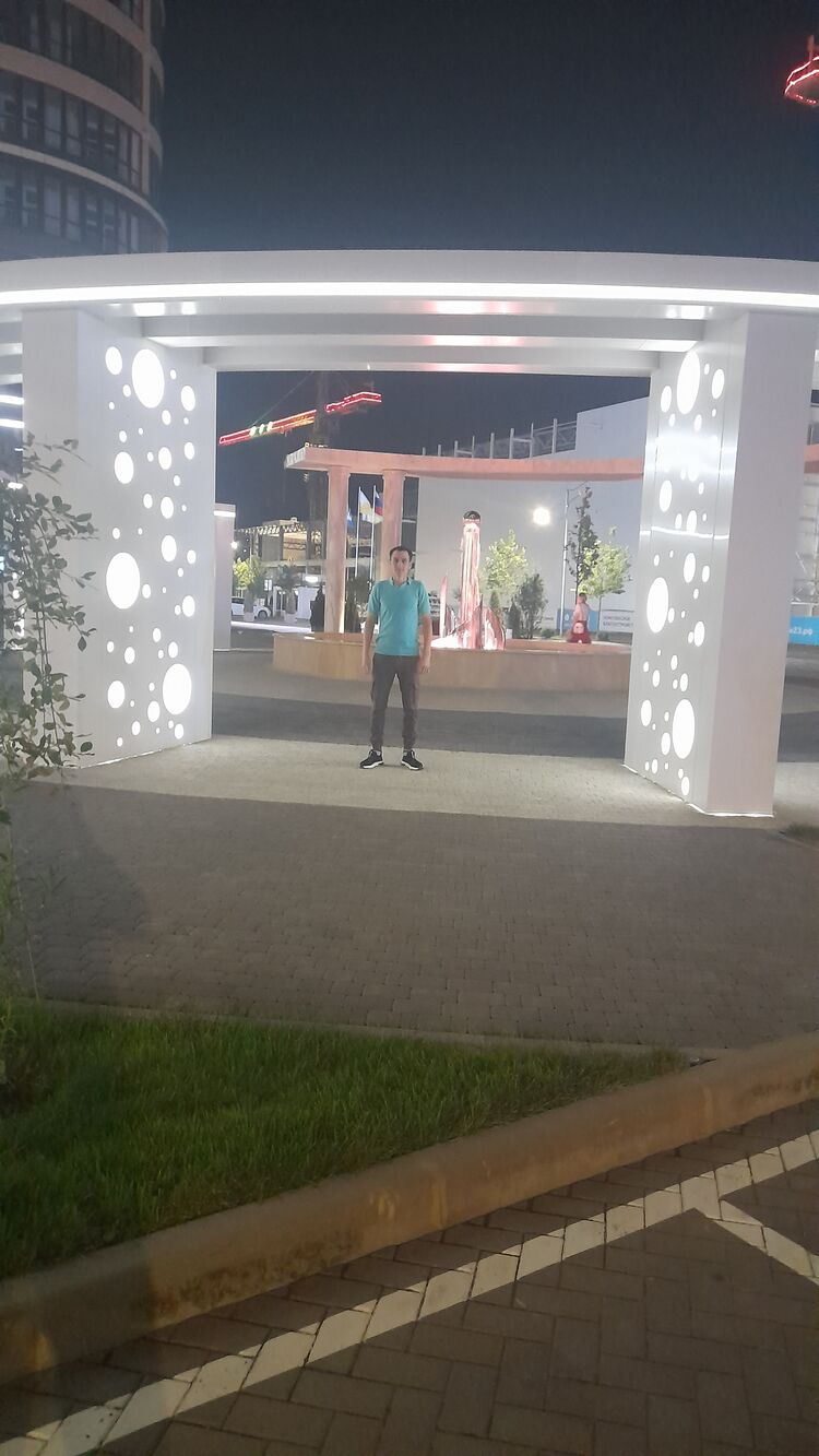   ,   Daston, 32 ,   ,   
