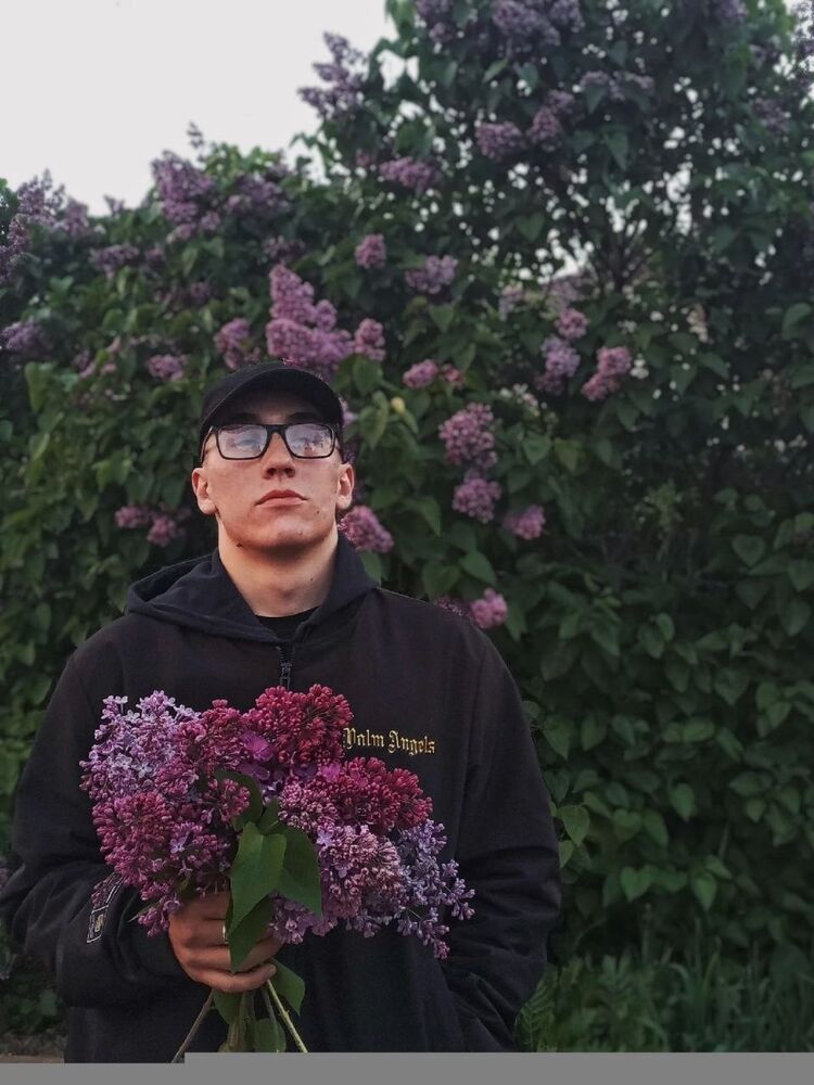  ,   Pavel, 22 ,   ,   , c 