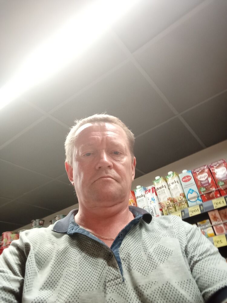  44854488  , 51 ,    