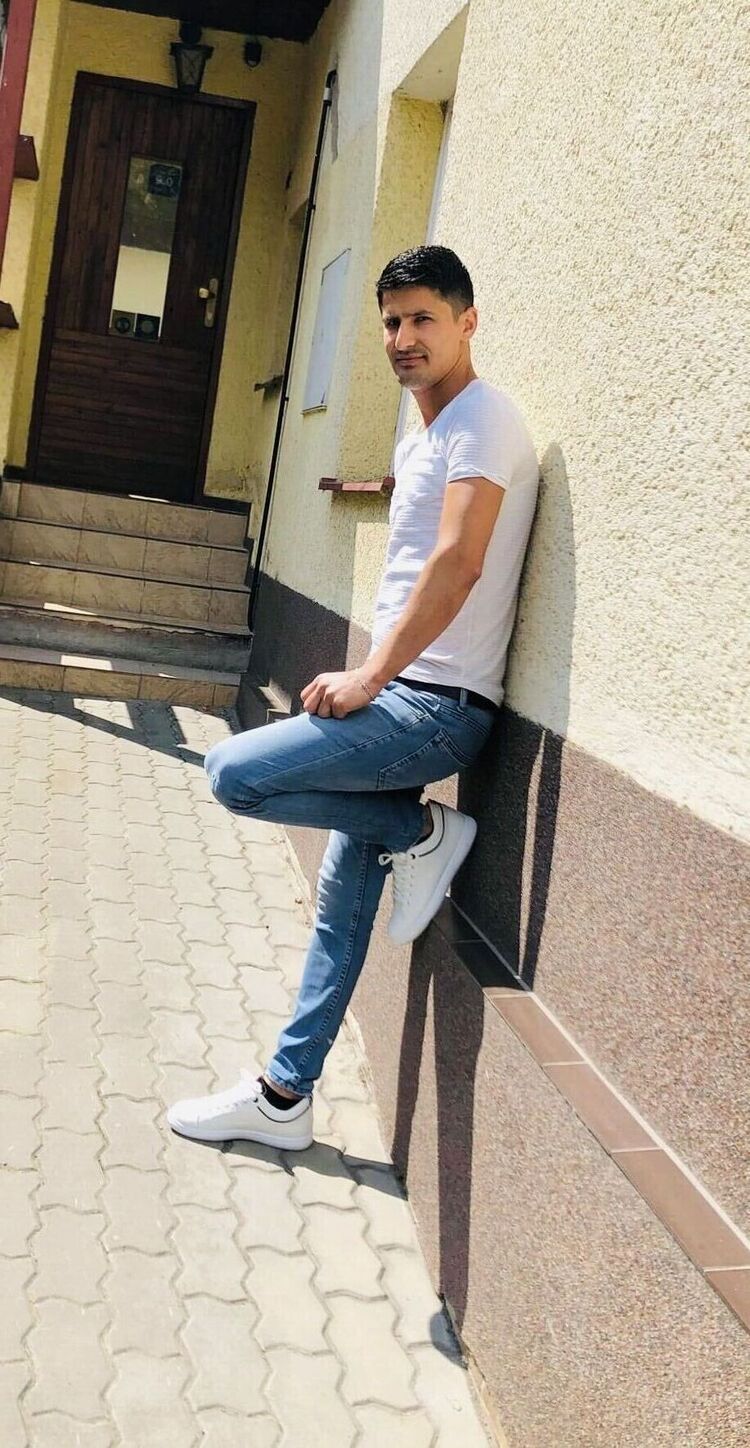  34842488  , 30 ,    