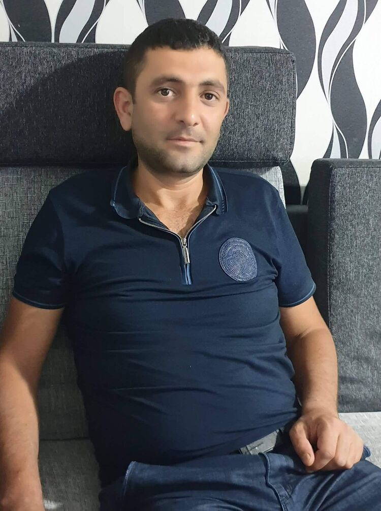  ,   Agas, 38 ,   ,   