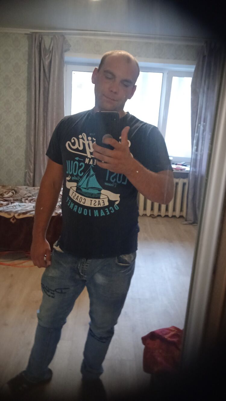  45943088  , 27 ,    