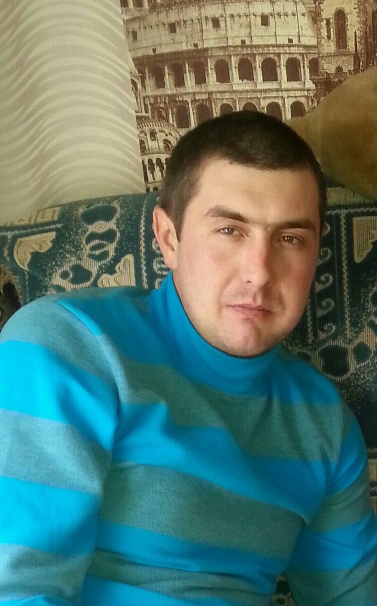  --,   Andrey, 43 ,   