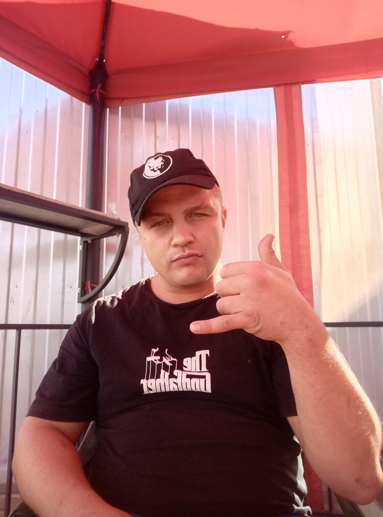  --,   Yakov, 32 ,   ,   