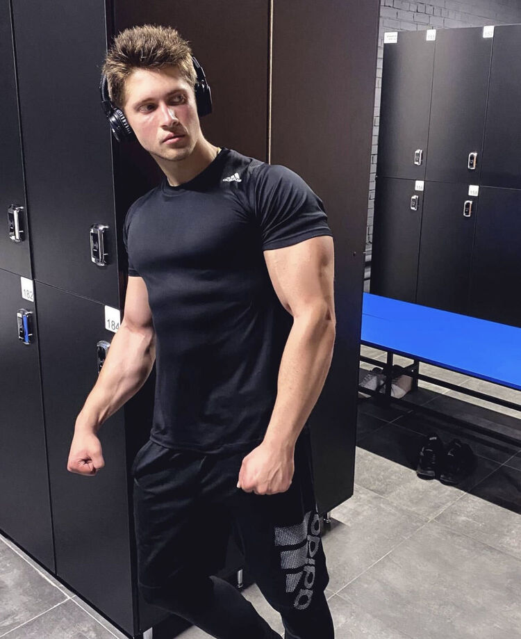  31628638  , 27 ,    --