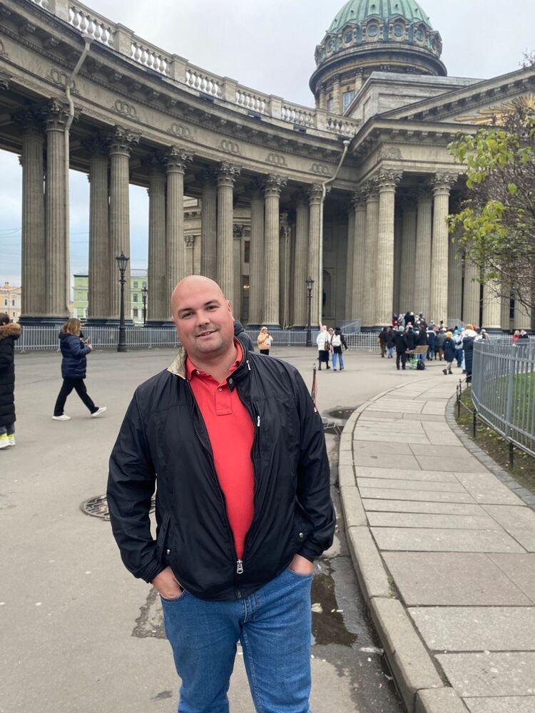  -,   Max, 31 ,     , c 