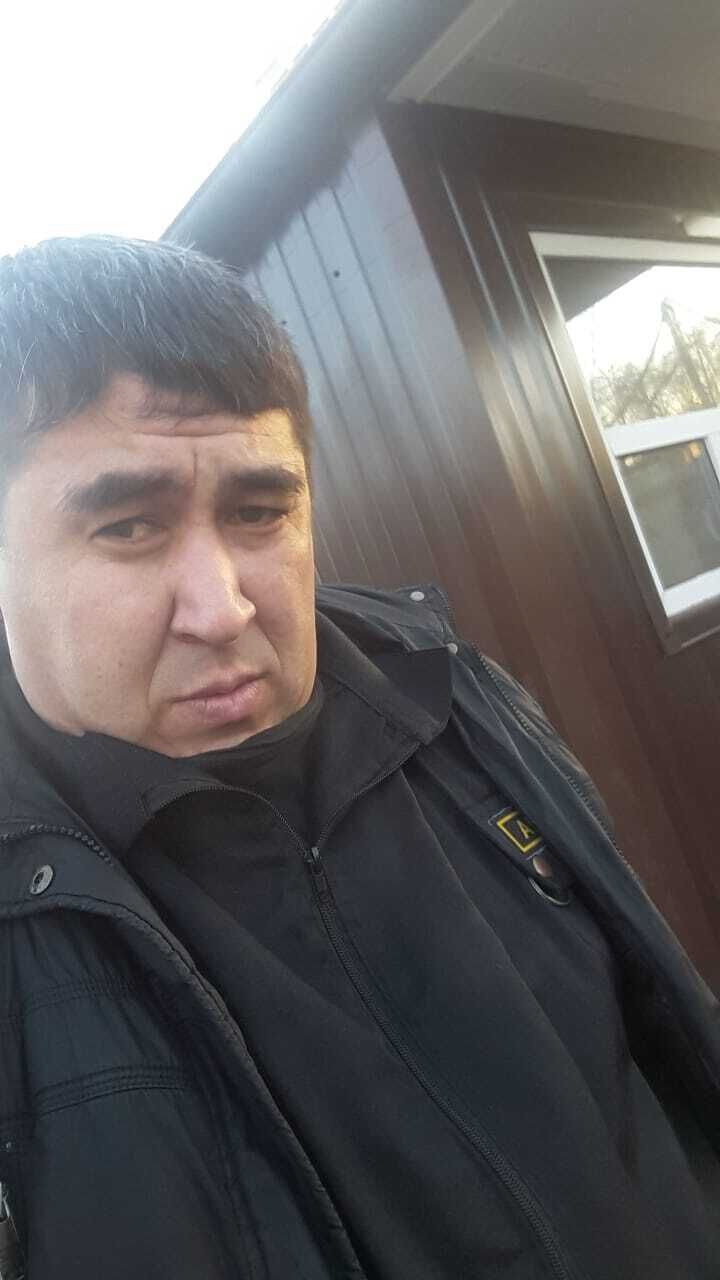  29704608  , 39 ,    