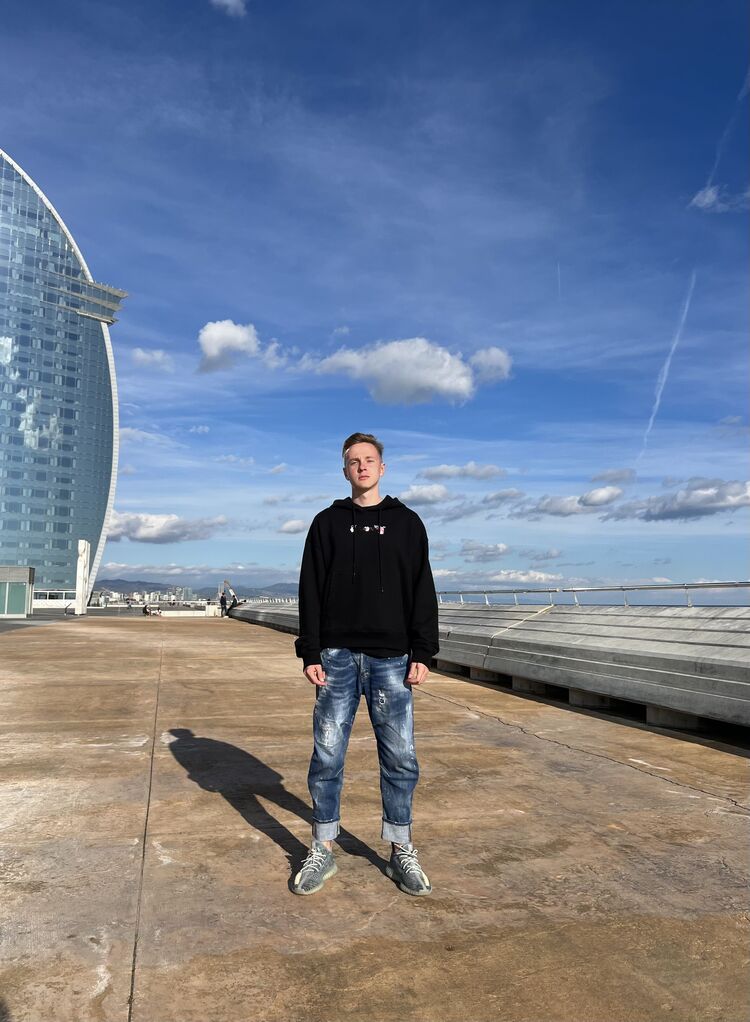  Barcelona,   Ilia, 24 ,   ,   