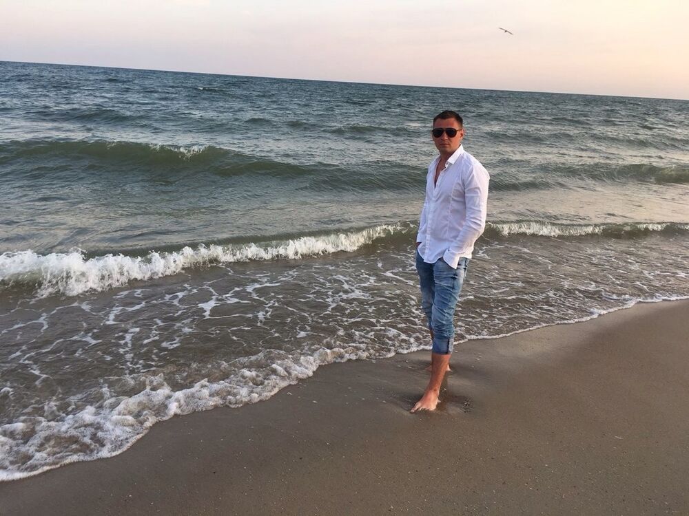 ���� 10585398 ������� �����, 37 ���, ���� ���������� � �����