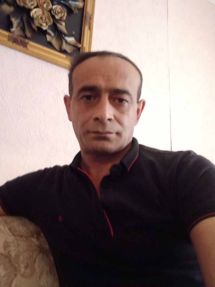  47904948  Hayk, 43 ,    