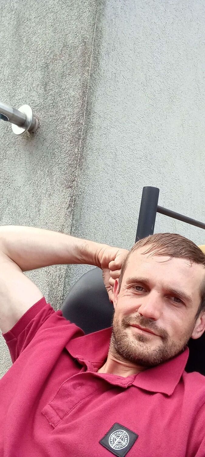  23334428  Sasha, 37 ,    