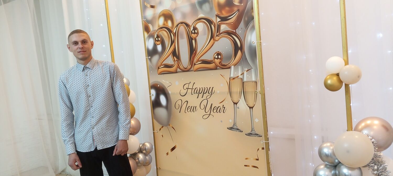  48996238  , 22 ,    -