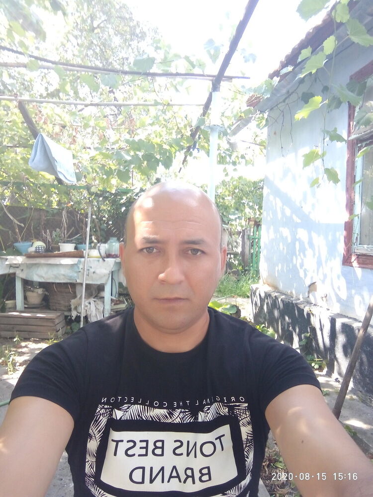  22565848  , 42 ,    