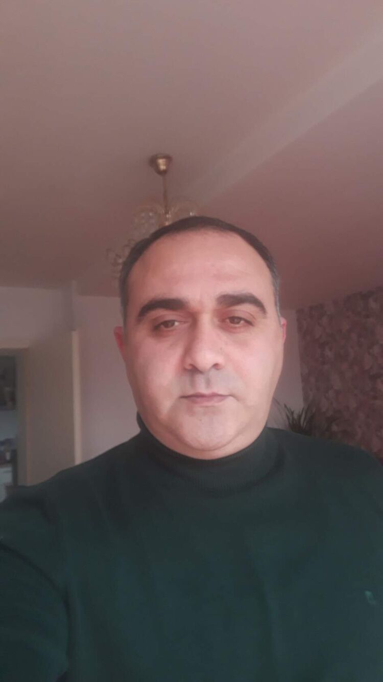  39907848  Zahib, 43 ,    